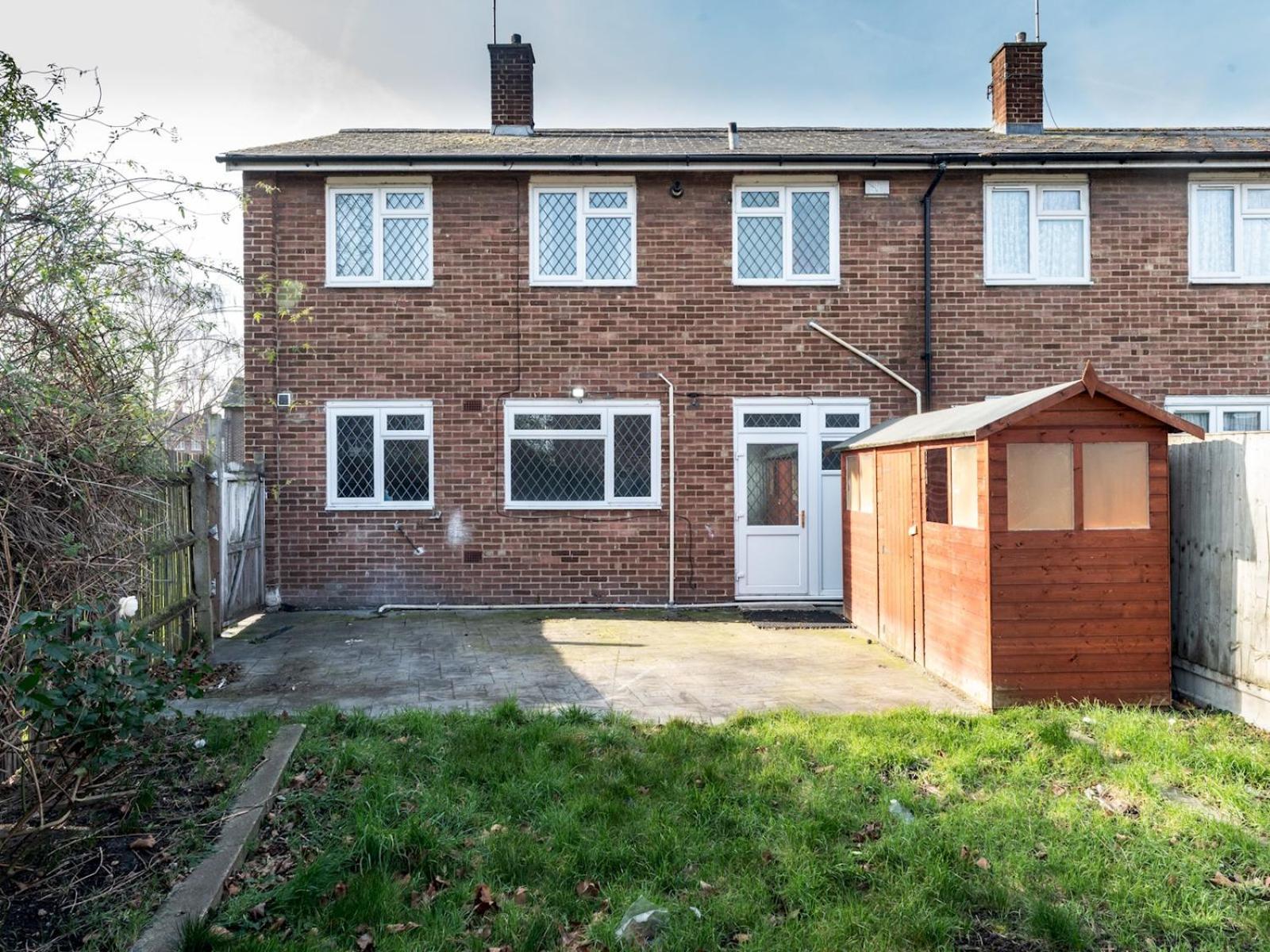 Casa vacanze Pass The Keys Bright Spacious 4br House Elizabeth Line Londra
