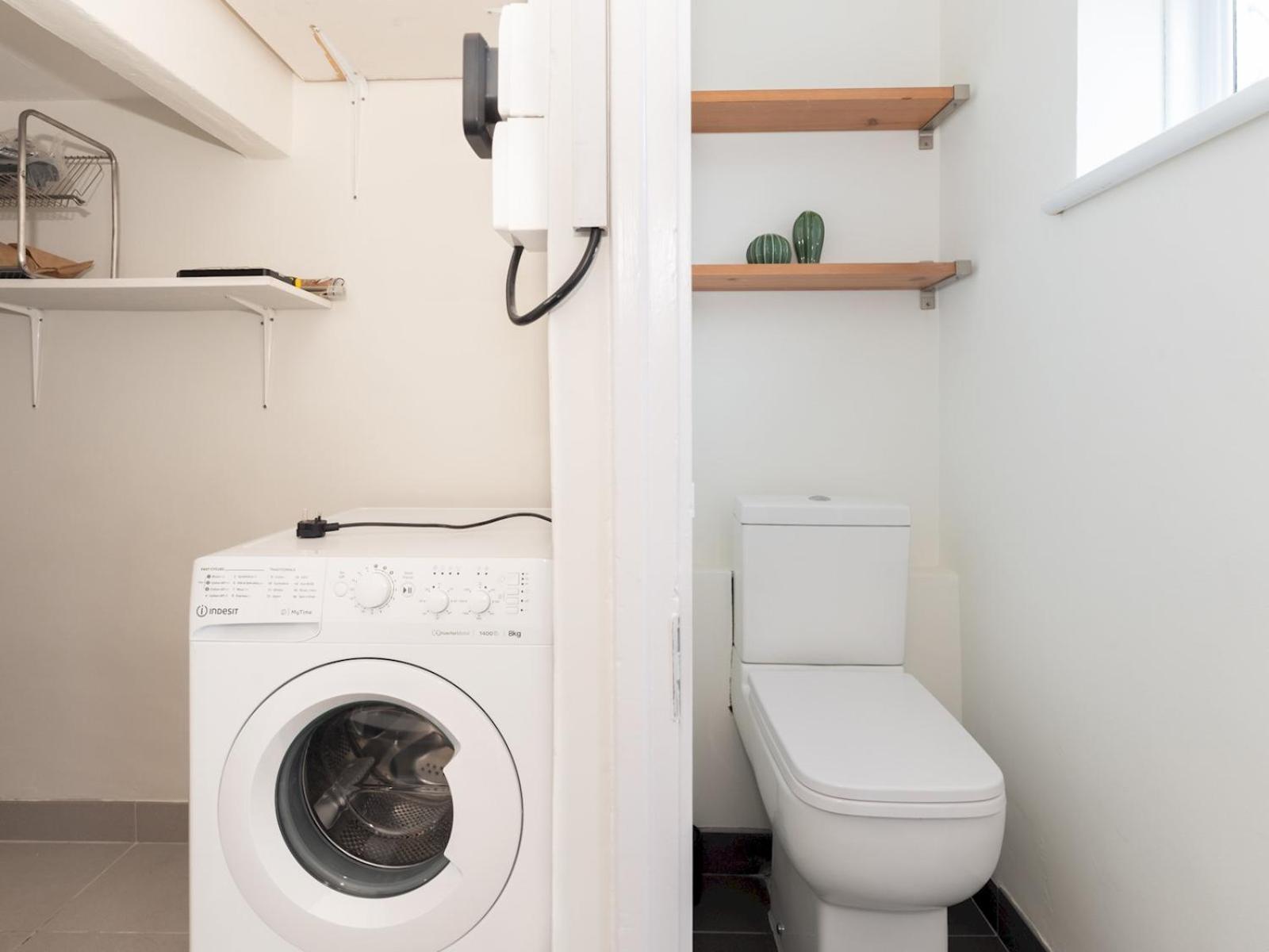 Pass The Keys Bright Spacious 4br House Elizabeth Line Holiday home
